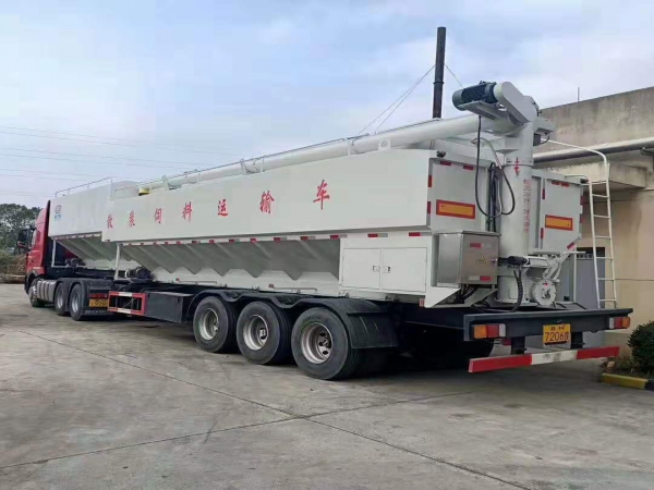 半挂55方(28吨)散装饲料车