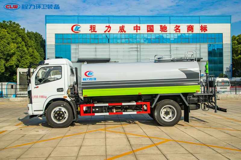 东风大福瑞卡洒水车(9.2方)(标准化)